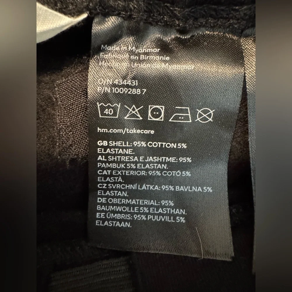 H&M Girls Black Leggings with Back Pockets 4T NWT